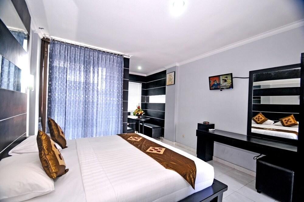 Arya Hotel & Spa Kuta  Exterior photo